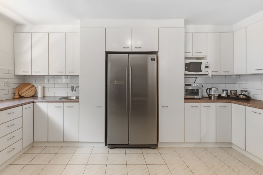 6 Bedroom Property for Sale in La Concorde Western Cape